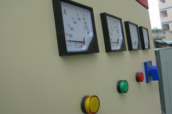 海头镇配电柜-3683讲讲配电柜注意事项